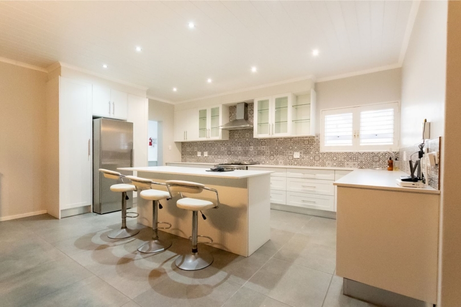 4 Bedroom Property for Sale in Myburgh Park Western Cape